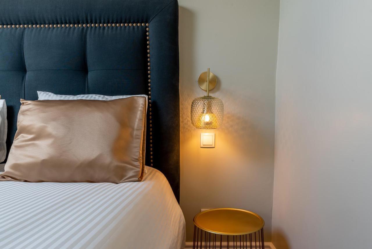 Style And Comfort In Downtown Lisbona Esterno foto
