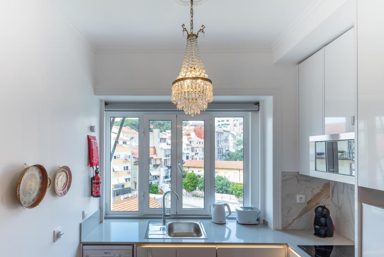 Style And Comfort In Downtown Lisbona Esterno foto
